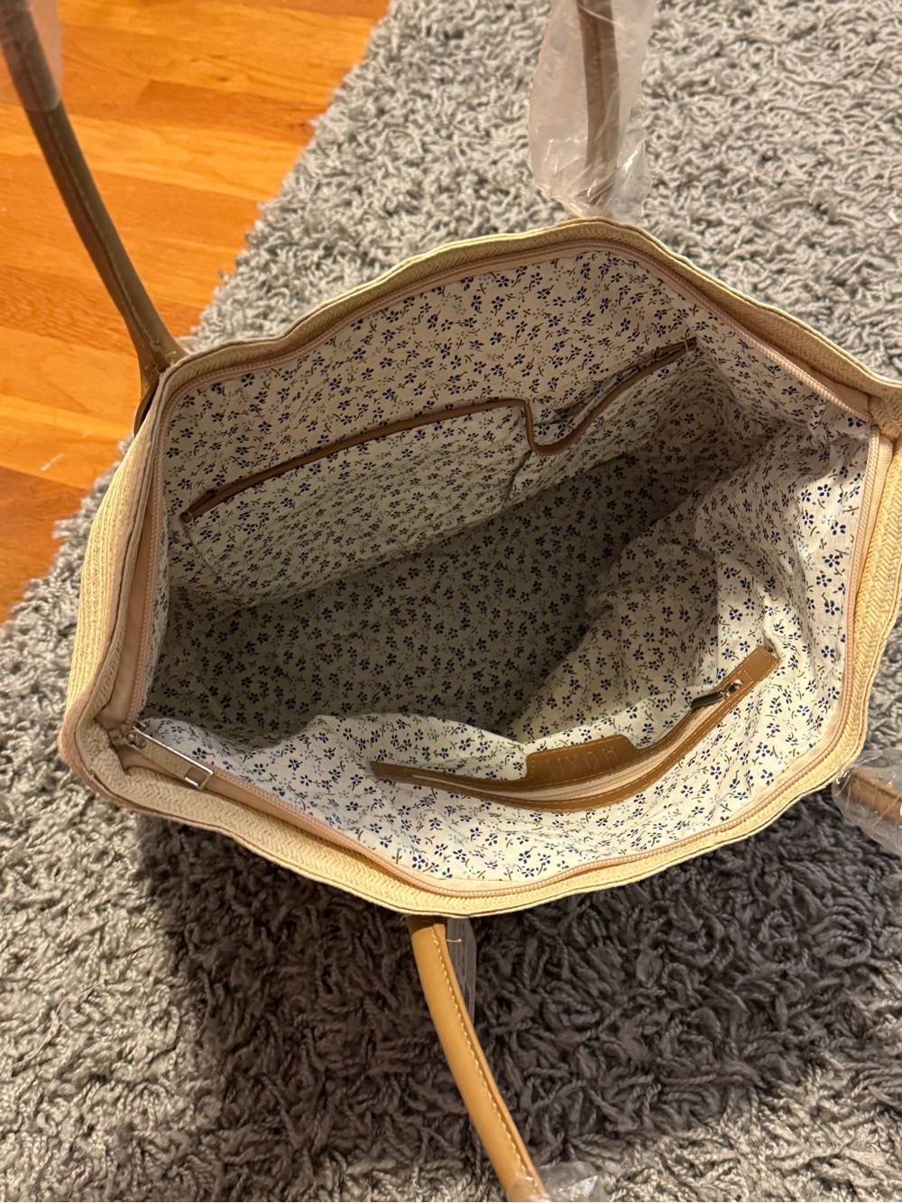 Purse - Picture 5 of 5